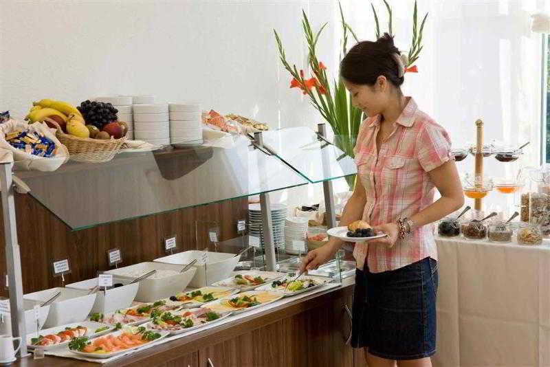 Hotel Mariella Kolonia Zewnętrze zdjęcie