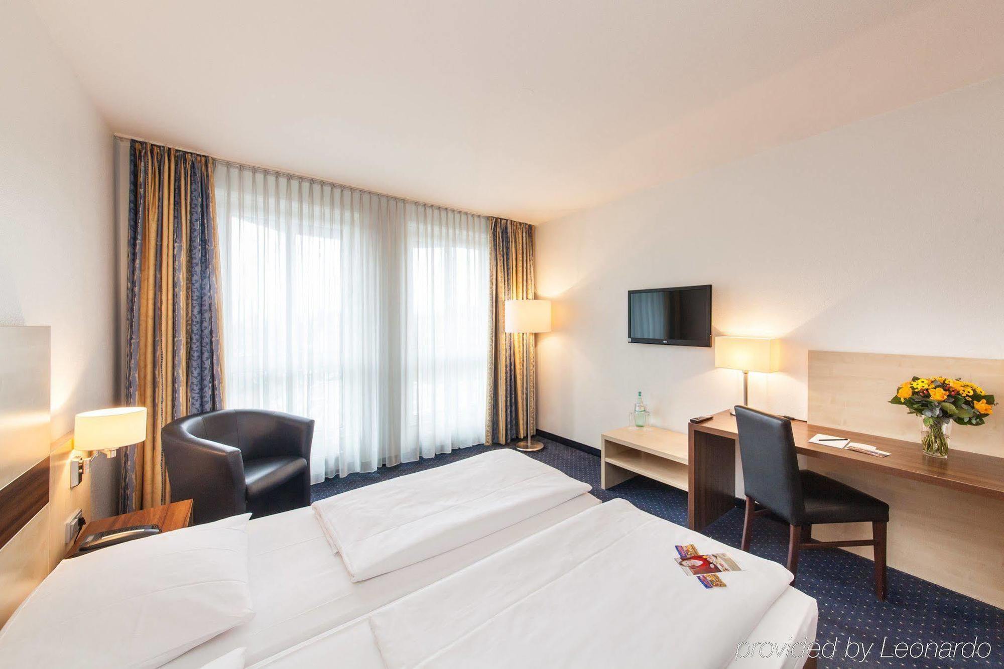 Hotel Mariella Kolonia Zewnętrze zdjęcie